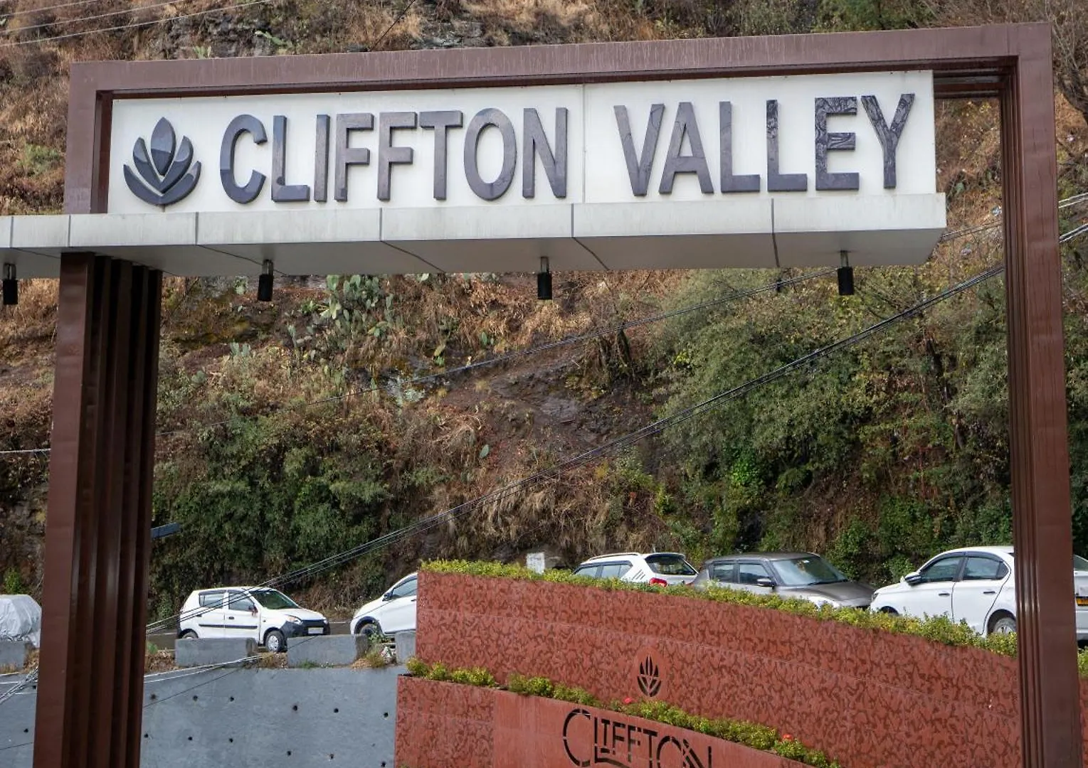 Villa Alaya Stays 2 Bhk Apartment With Hill View - Cliff Vista Shimla