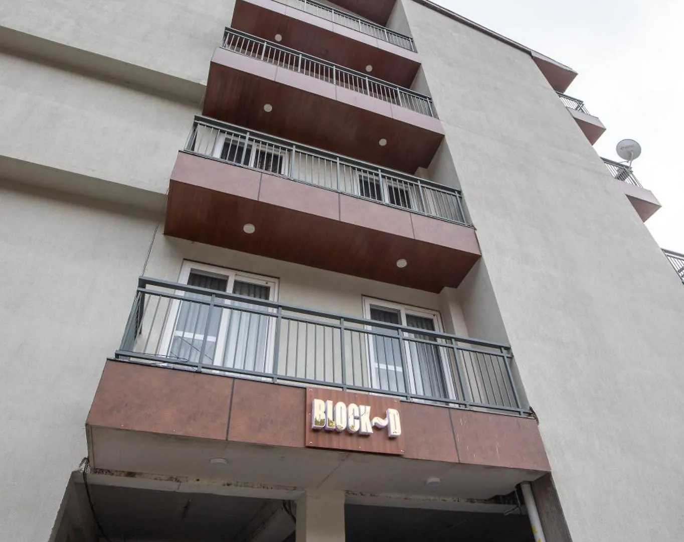 Alaya Stays 2 Bhk Apartment With Hill View - Cliff Vista Shimla 0*,