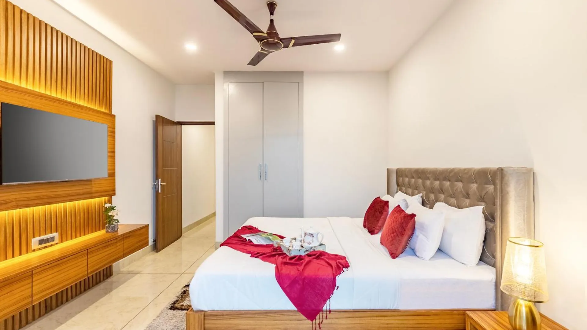 Villa Alaya Stays 2 Bhk Apartment With Hill View - Cliff Vista Shimla